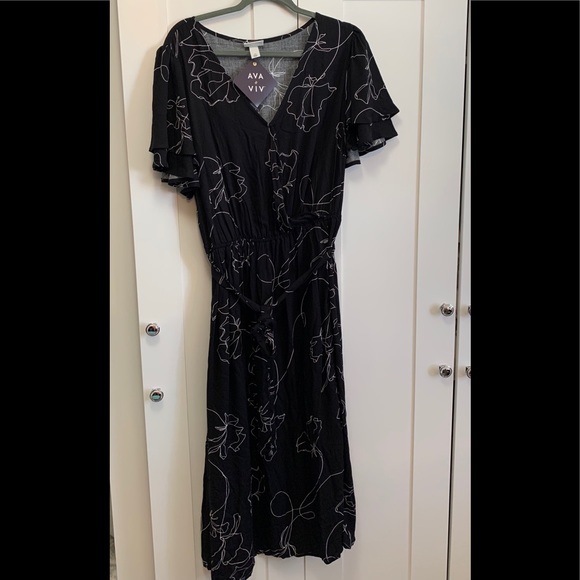 Dresses & Skirts - NEW! Plus Sz 2X AVA & VIV Artist Floral Dress